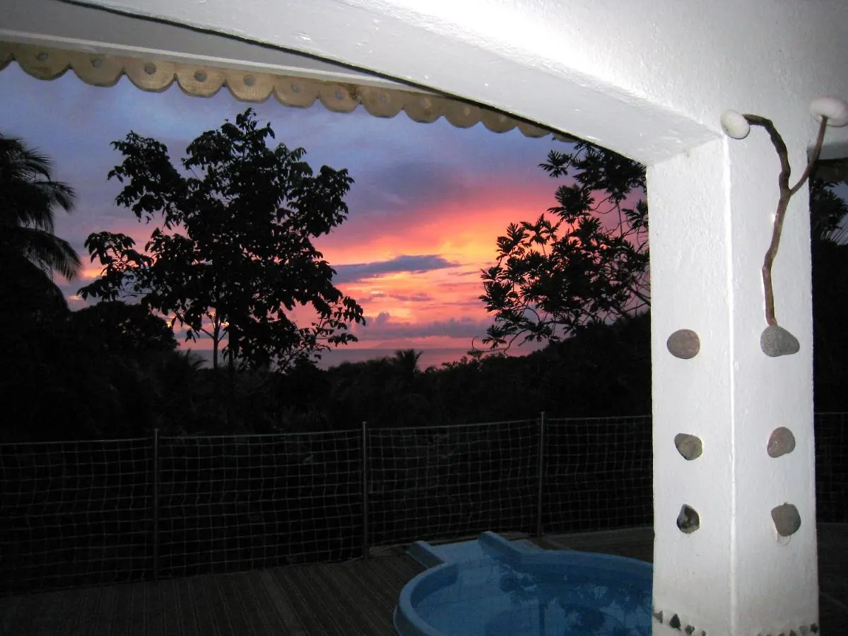 Mabouya Ecolodges Deshaies Guadeloupe